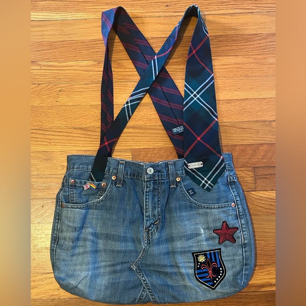 Handmade by gigi creations - reTIErd hippie jean bag
- "imagine”